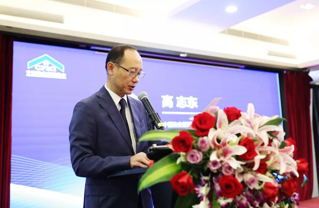 高志东副主任委员宣读《人力资源发展委员会委员增补氓单》